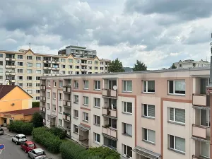 Pronájem bytu 2+1, Děčín, Kladenská, 61 m2
