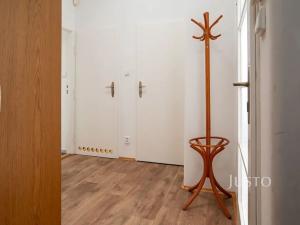 Pronájem kanceláře, Praha - Dejvice, České družiny, 43 m2