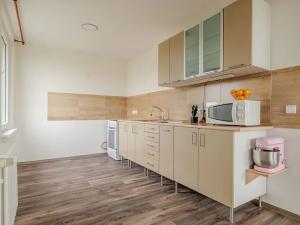 Prodej bytu 3+kk, Kolín, Funkeho, 71 m2