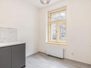 Pronájem bytu 1+1, Praha - Vršovice, Košická, 29 m2
