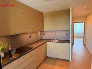 Prodej bytu 3+1, Praha - Modřany, Pertoldova, 78 m2