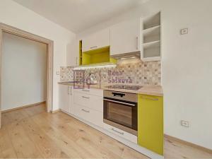 Pronájem bytu 1+kk, Jindřichův Hradec, Panská, 34 m2
