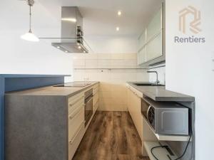 Pronájem bytu 2+kk, Praha - Vysočany, Pod Harfou, 60 m2