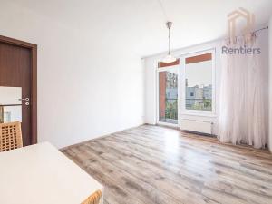 Pronájem bytu 2+kk, Praha - Vysočany, Pod Harfou, 60 m2