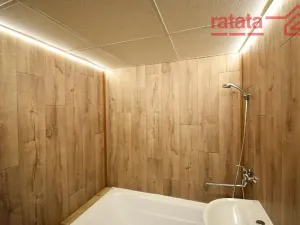 Pronájem bytu 2+1, Chomutov, Zahradní, 60 m2