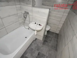 Pronájem bytu 1+1, Klášterec nad Ohří, Pionýrů, 35 m2