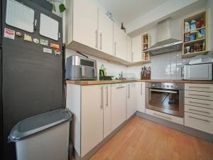 Pronájem bytu 2+kk, Praha - Vysočany, Pod Harfou, 66 m2