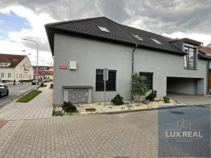 Prodej bytu 2+kk, Střelice, Brněnská, 54 m2