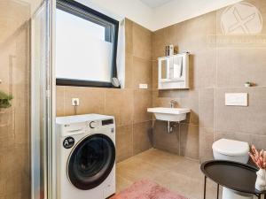 Prodej bytu 3+kk, Praha - Vysočany, Kolmá, 74 m2