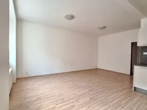 Pronájem bytu 2+kk, Praha - Strašnice, Černokostelecká, 56 m2