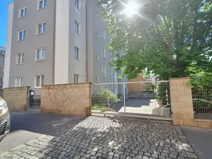 Pronájem bytu 2+kk, Praha - Strašnice, Černokostelecká, 56 m2
