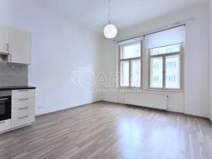 Pronájem bytu 2+kk, Praha - Holešovice, Milady Horákové, 51 m2