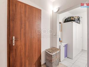 Prodej bytu 2+kk, Ústí nad Labem - Všebořice, Spartakiádní, 37 m2