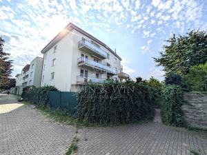 Prodej bytu 1+kk, Praha - Běchovice, Českobrodská, 83 m2