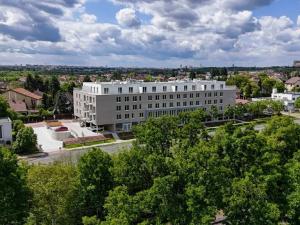 Prodej bytu 4+kk, Praha - Hostavice, Českobrodská, 115 m2