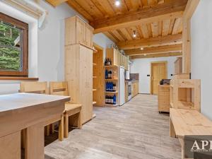 Prodej chalupy, Halenkov, 158 m2