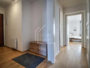 Pronájem bytu 3+1, Praha - Holešovice, Ortenovo náměstí, 105 m2