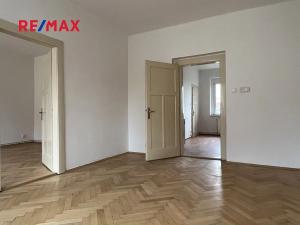 Prodej bytu 2+1, Kladno, Poštovní náměstí, 63 m2