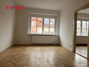 Prodej bytu 2+1, Kladno, Poštovní náměstí, 63 m2