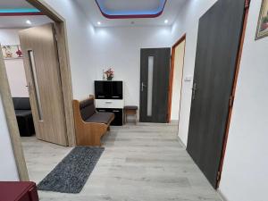 Pronájem bytu 2+1, Chodov, Osadní, 55 m2