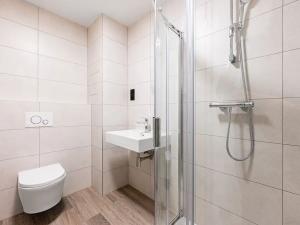 Pronájem bytu 1+kk, Praha - Hlubočepy, Na Zlíchově, 26 m2