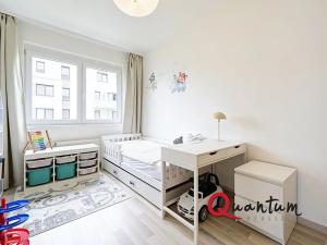 Pronájem bytu 3+kk, Praha - Hloubětín, Saarinenova, 70 m2