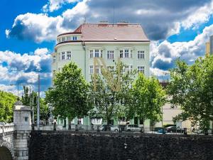 Pronájem bytu 2+1, Plzeň, Denisovo nábřeží, 88 m2