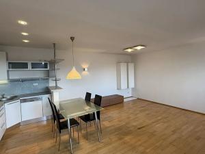 Prodej bytu 3+kk, Zlín, Podlesí I, 101 m2