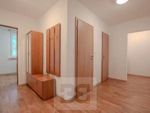 Pronájem bytu 2+1, Liberec, Sametová, 56 m2