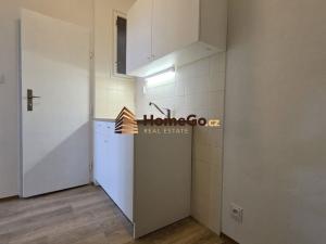 Pronájem bytu 1+kk, Praha - Vršovice, Vršovická, 20 m2