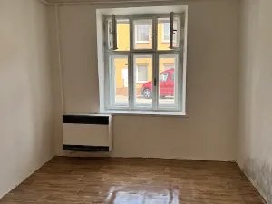 Prodej bytu 3+1, Lešany, 58 m2