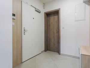 Pronájem bytu 2+kk, Praha - Vršovice, Petrohradská, 66 m2