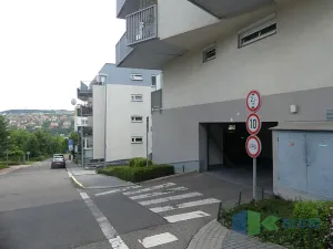 Pronájem bytu 3+kk, Praha - Smíchov, Jeřabinová, 77 m2