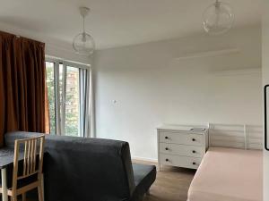Pronájem bytu 1+kk, Praha - Stodůlky, Hábova, 38 m2