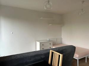 Pronájem bytu 1+kk, Praha - Stodůlky, Hábova, 38 m2