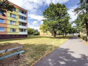 Pronájem bytu 2+1, Chomutov, Vítězslava Nezvala, 60 m2