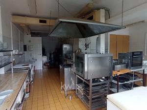 Pronájem restaurace, Františkovy Lázně, Nezvalova, 120 m2
