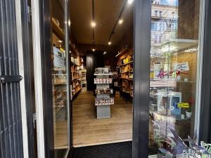 Pronájem obchodního prostoru, Praha - Vinohrady, Korunní, 38 m2