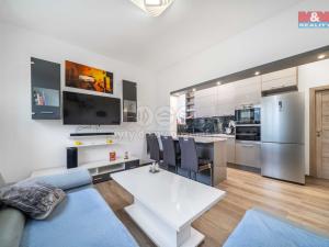 Prodej bytu 3+kk, Ledce, 69 m2