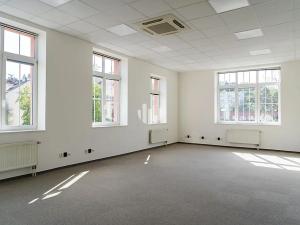 Pronájem kanceláře, Praha - Smíchov, Nádražní, 271 m2