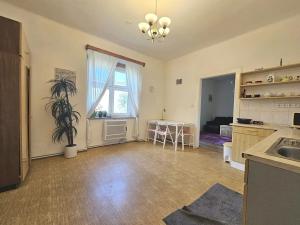 Pronájem bytu 2+kk, Praha - Nusle, V Občanském domově, 52 m2