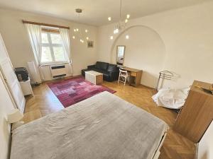 Pronájem bytu 2+kk, Praha - Nusle, V Občanském domově, 52 m2