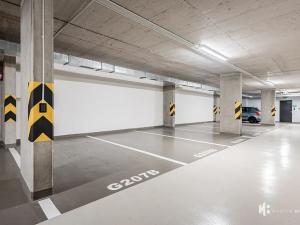 Pronájem bytu 2+kk, Praha - Holešovice, U Pergamenky, 55 m2