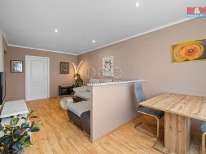 Pronájem bytu 3+1, Kladno - Kročehlavy, Benešovská, 59 m2