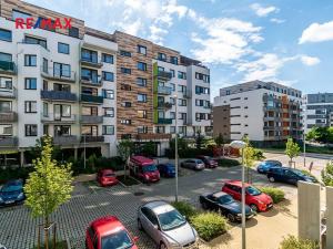 Pronájem bytu 1+kk, Praha - Střížkov, Makedonská, 35 m2