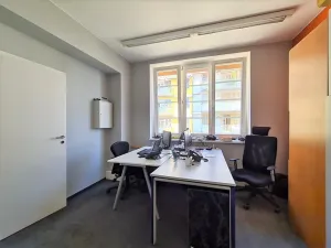 Pronájem kanceláře, Praha - Veleslavín, Pláničkova, 213 m2