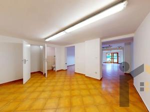 Prodej kanceláře, Praha - Hostivař, Hornoměcholupská, 537 m2