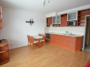 Pronájem bytu 2+kk, Praha - Uhříněves, Vlasty Průchové, 46 m2