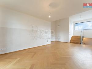 Prodej rodinného domu, Praha - Velká Chuchle, Bochníčkova, 304 m2