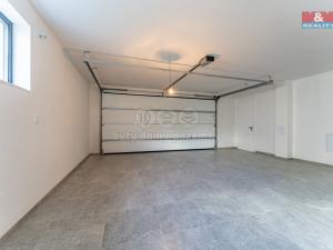 Prodej rodinného domu, Praha - Velká Chuchle, Bochníčkova, 304 m2